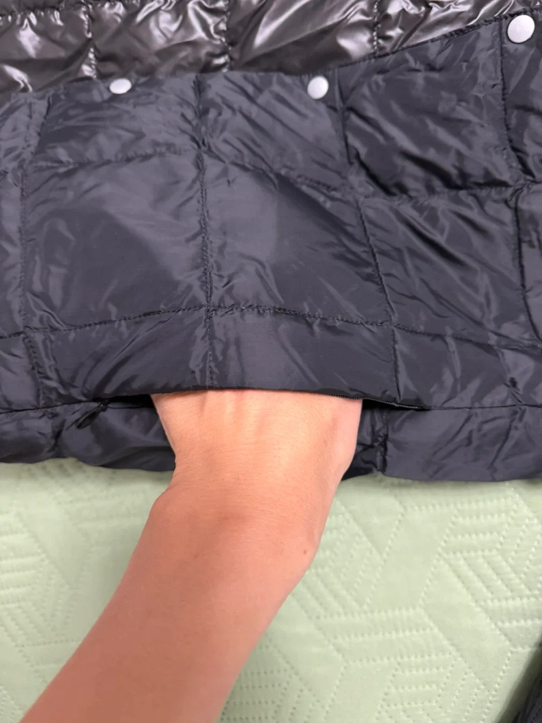 Taion Down Vest - Size XS image indicator(2)