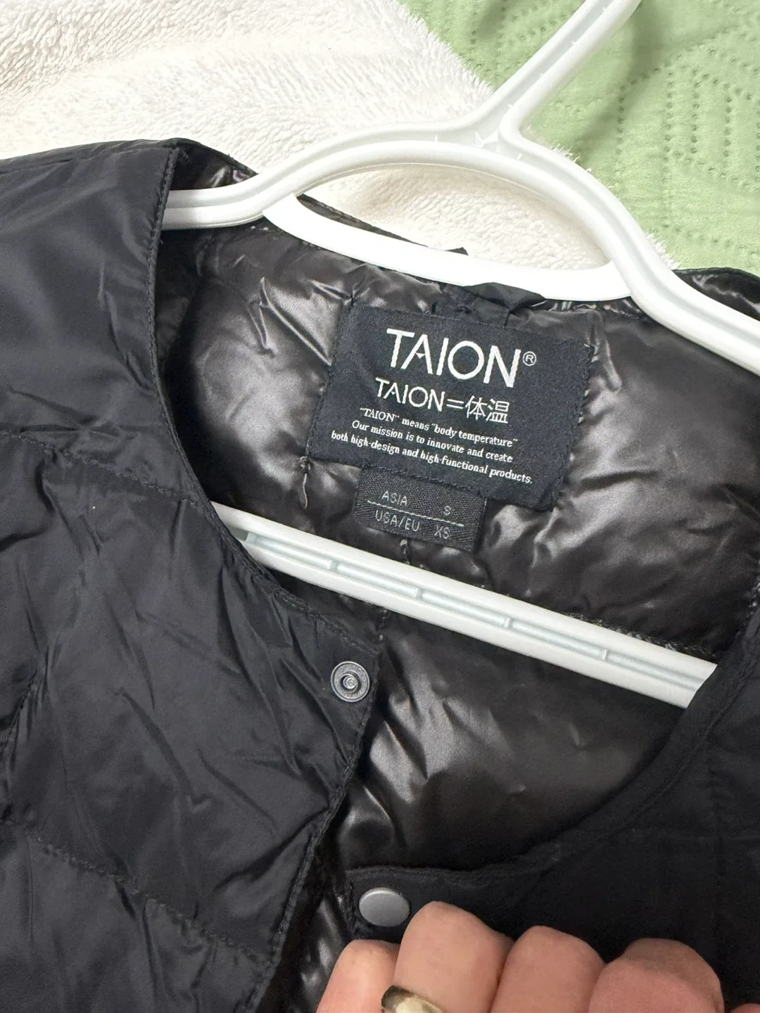 Taion Down Vest - Size XS image indicator(3)