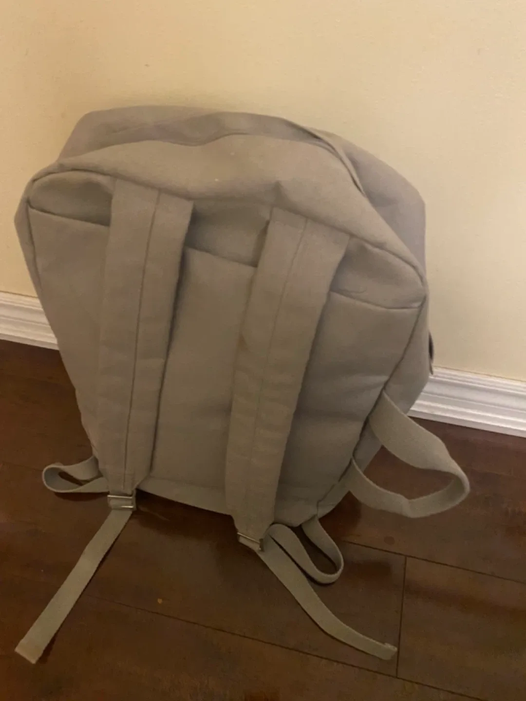 Bench. Backpack - Grey image indicator(5)