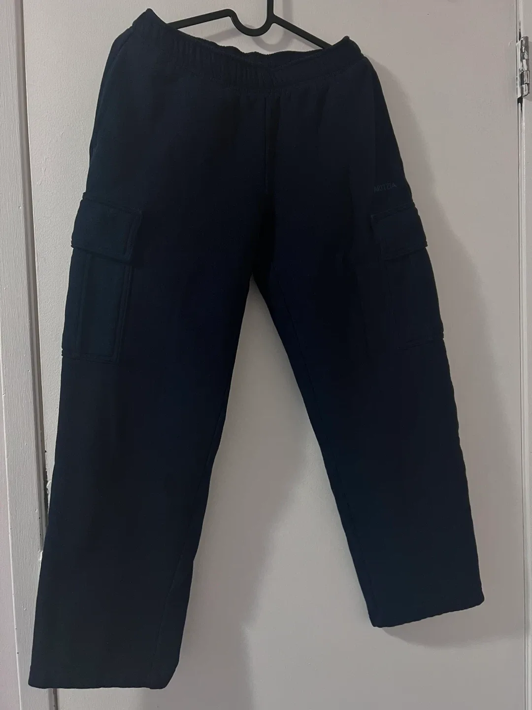 Aritzia Cargo Sweatpants Navy Blue