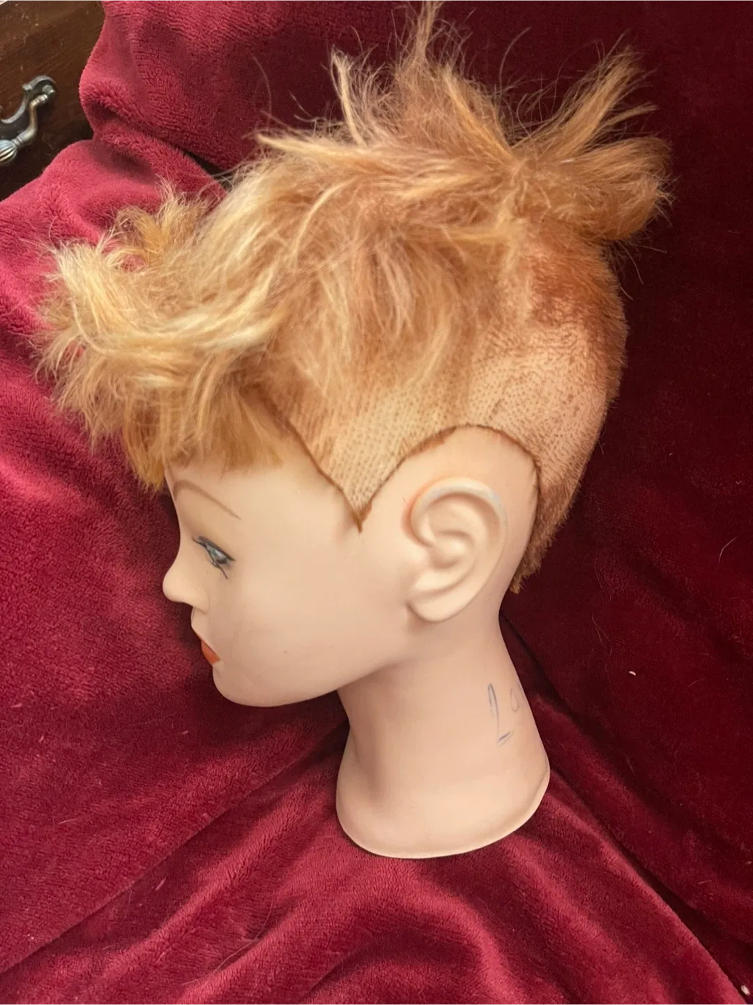 HOME ALONE ? Mannequin Heads image indicator(7)