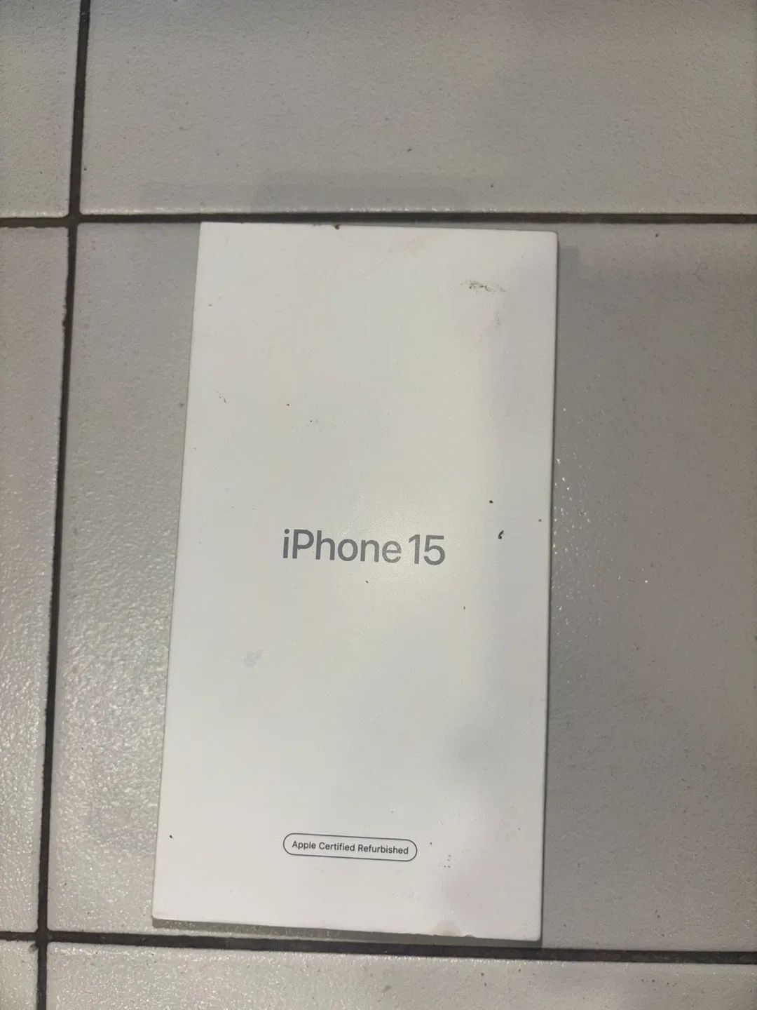 Apple iPhone 15 - Refurbished image indicator(4)