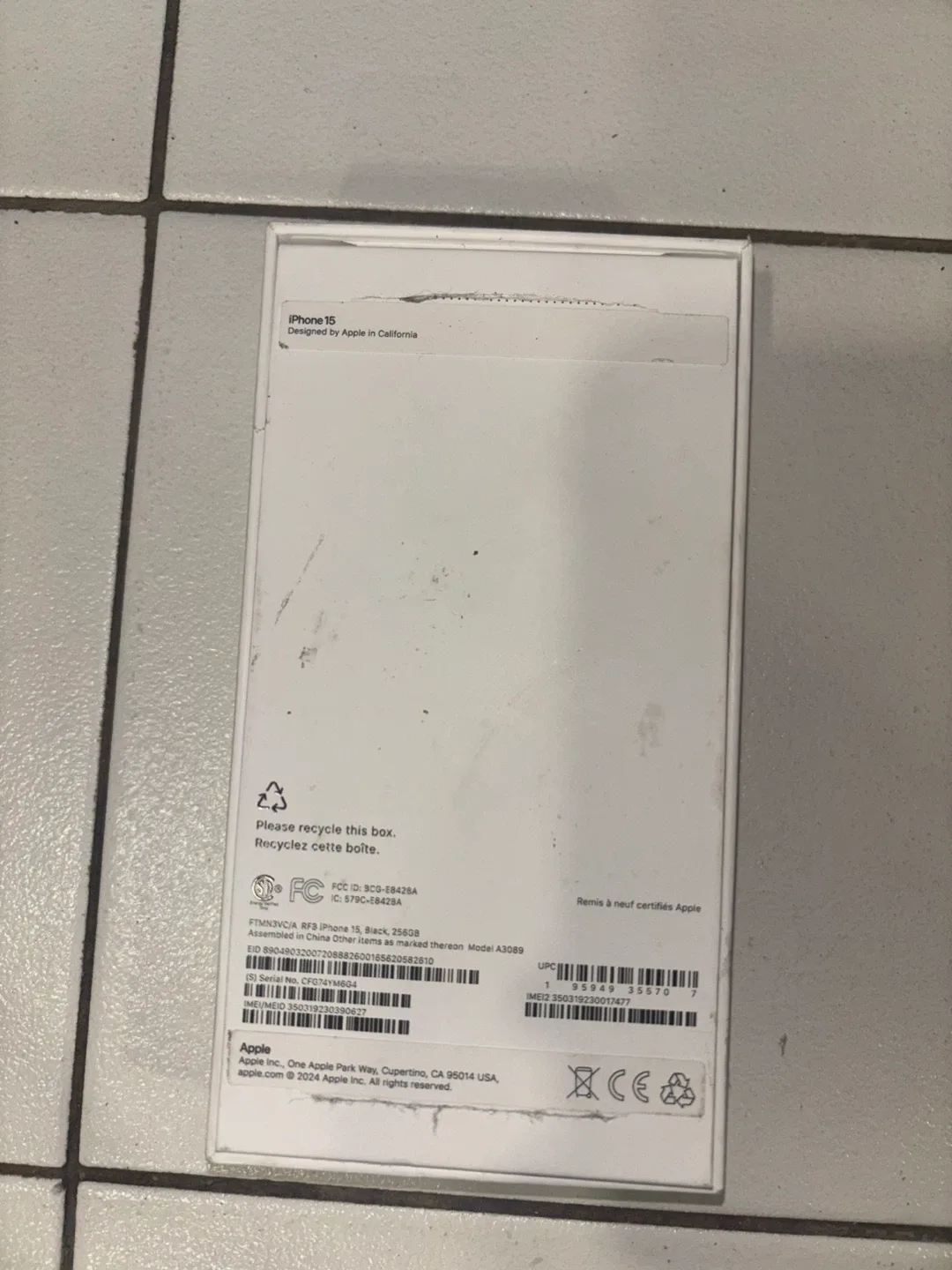 Apple iPhone 15 - Refurbished image indicator(3)