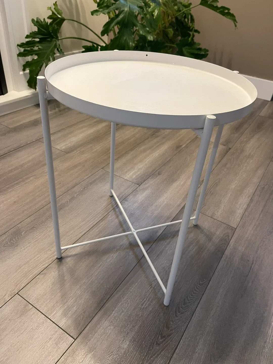 White Round Side Table