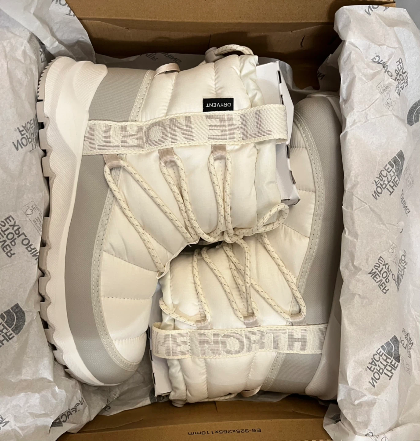 Brand New North Face Women’s Winter Boots – US 7