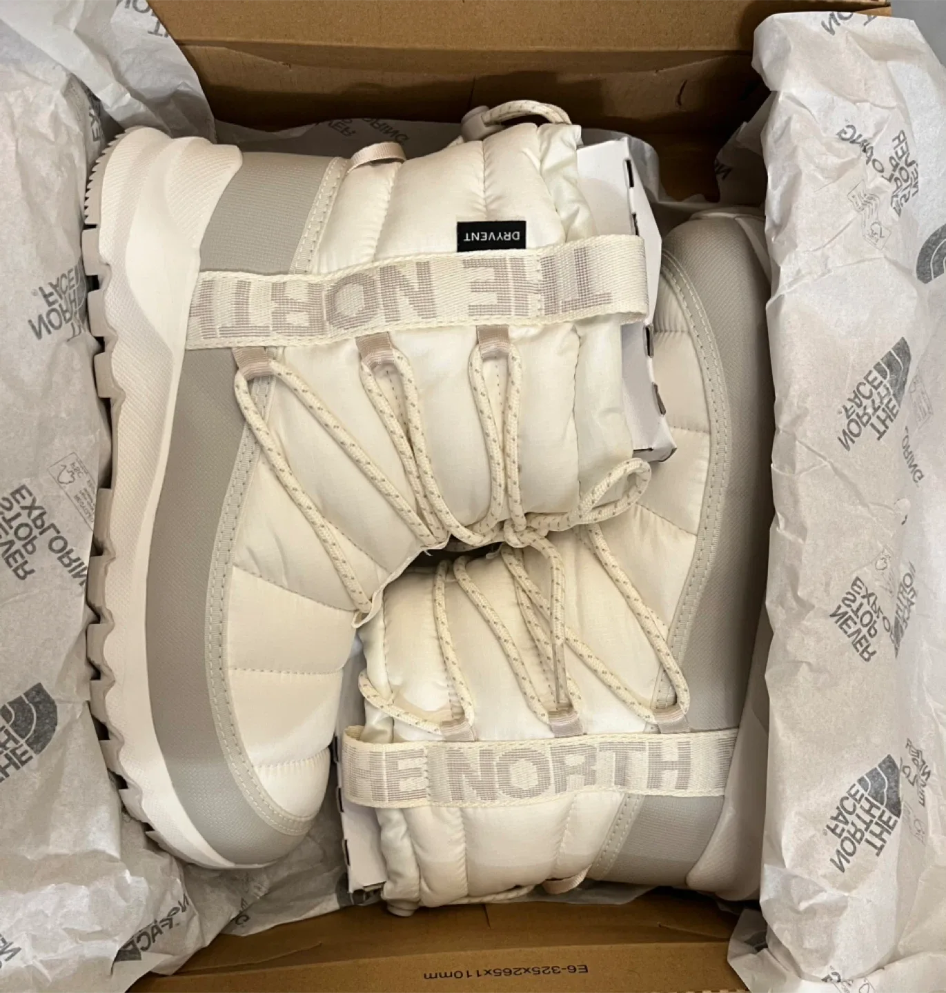 Brand New North Face Women’s Winter Boots – US 7