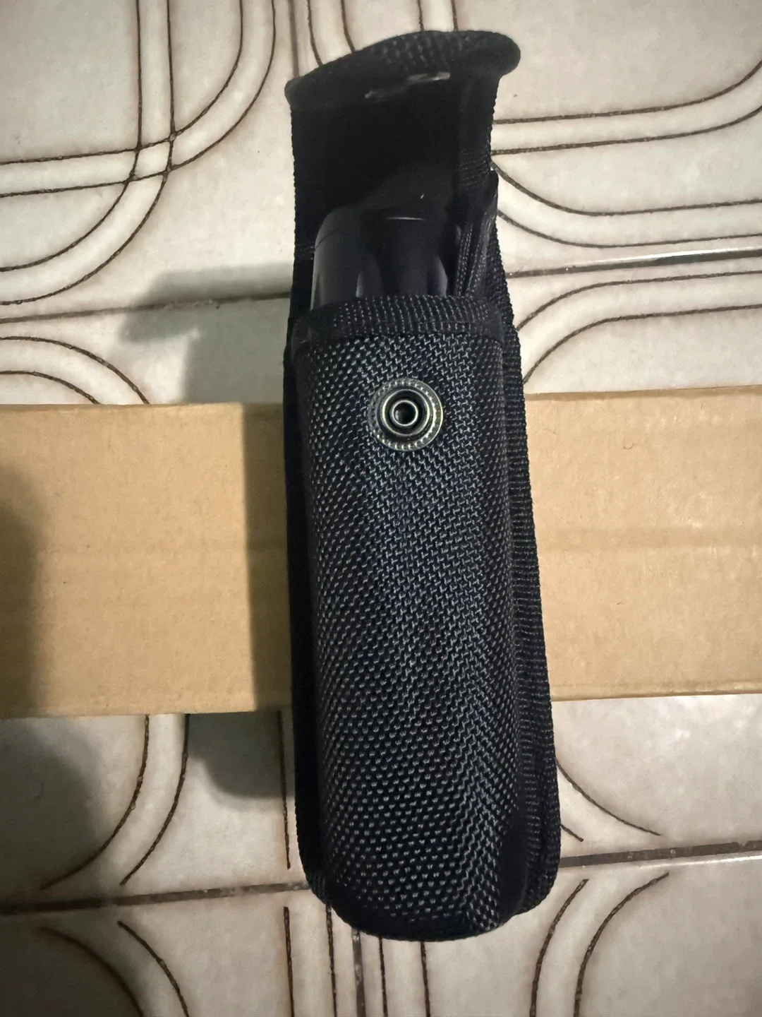 UltraFire Black Flashlight Holster image indicator(3)