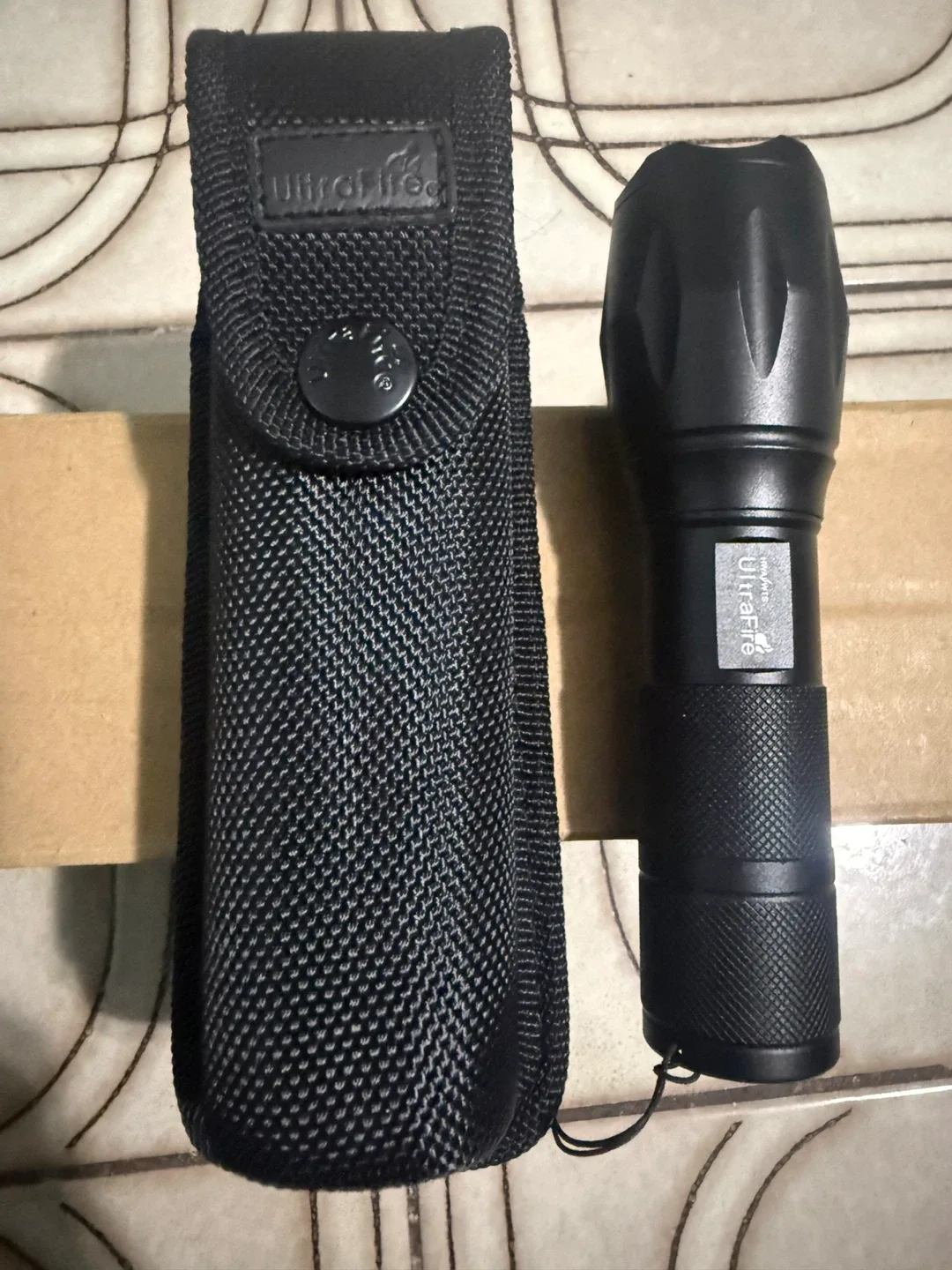 UltraFire Black Flashlight Holster image indicator(6)