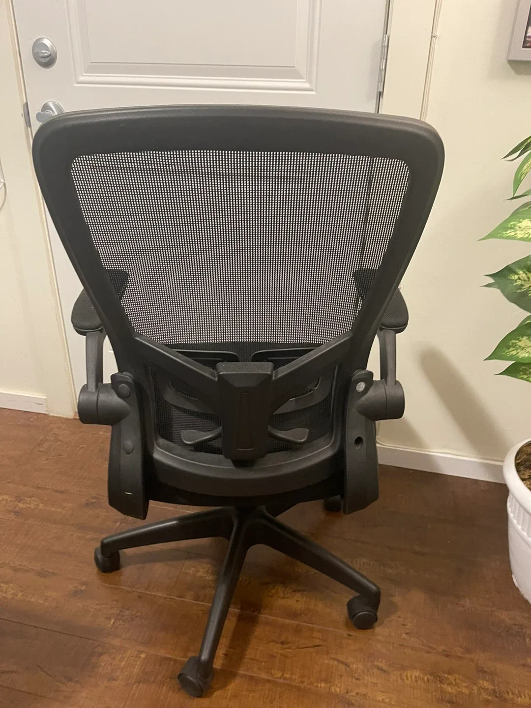 Black Office Chair image indicator(2)