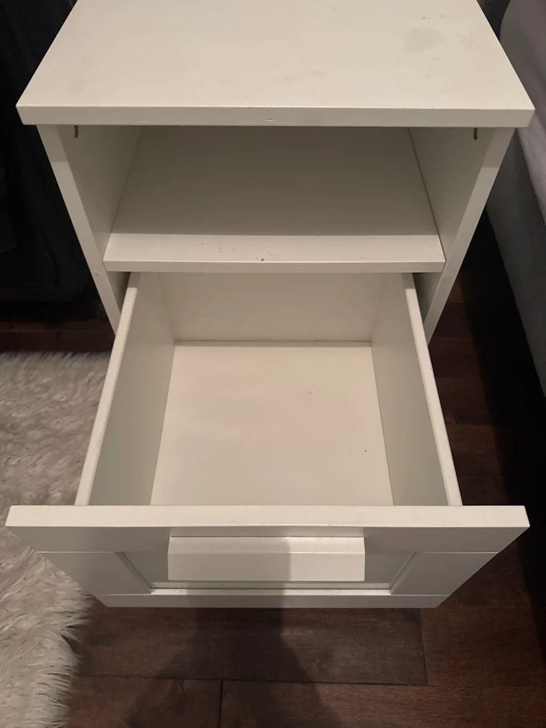 IKEA Brimnes White Nightstand image indicator(2)