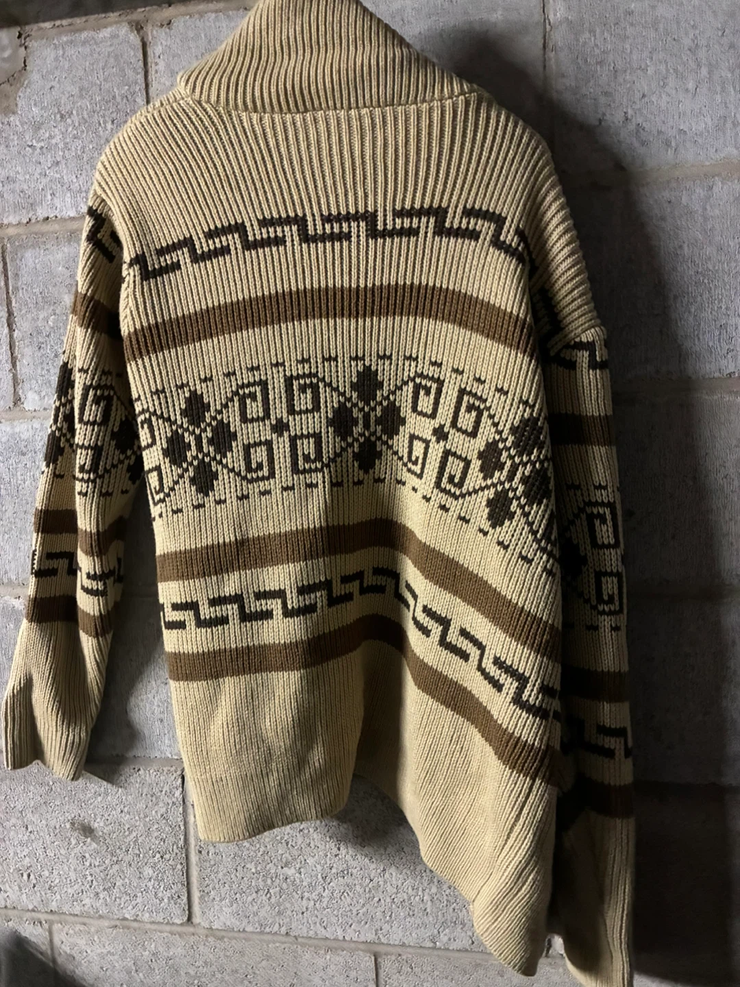 Lebowski Style Vintage Patterned Knit Cardigan - photo 2