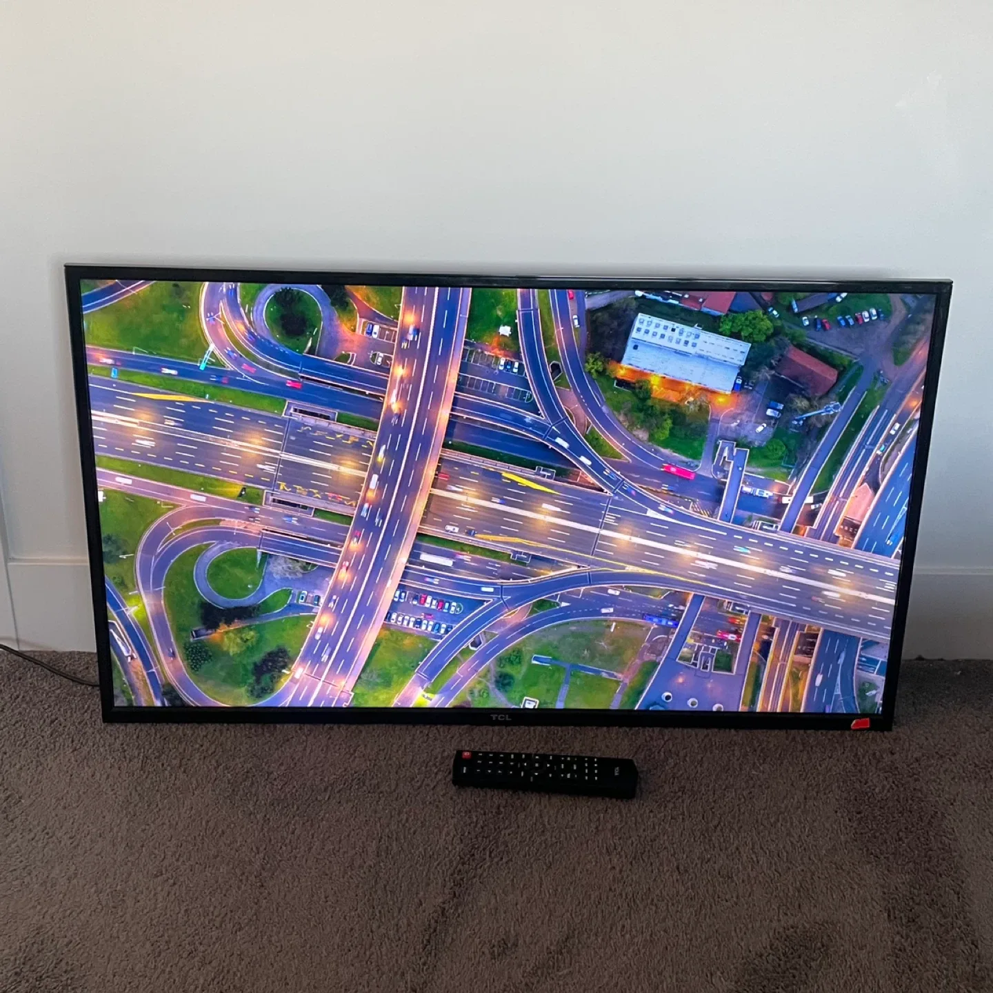 TCL 40” TV