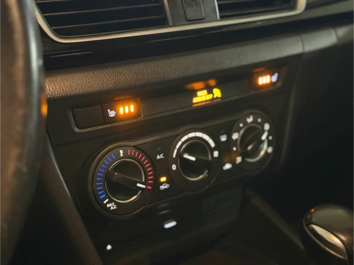 2014  Mazda 3 Certified image indicator(8)