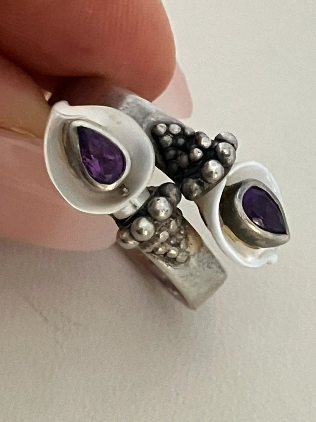 Mother of Pearl & Amethyst 925 Sterling Silver ring image indicator(3)