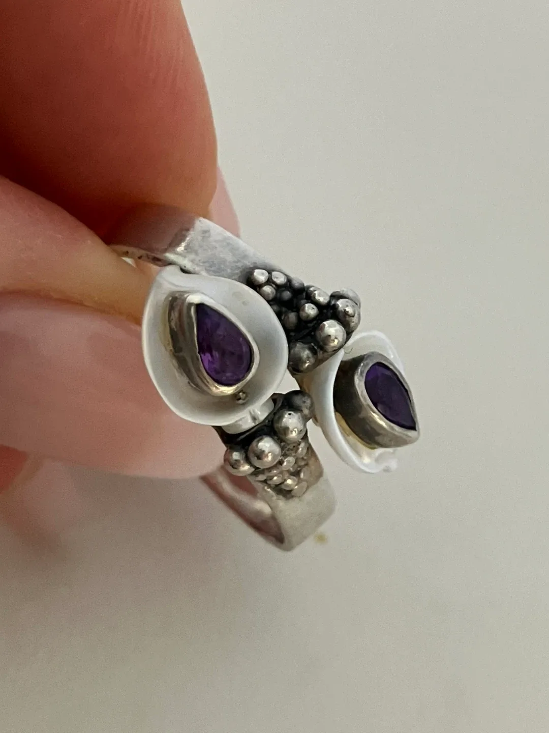 Mother of Pearl & Amethyst 925 Sterling Silver ring image indicator(5)