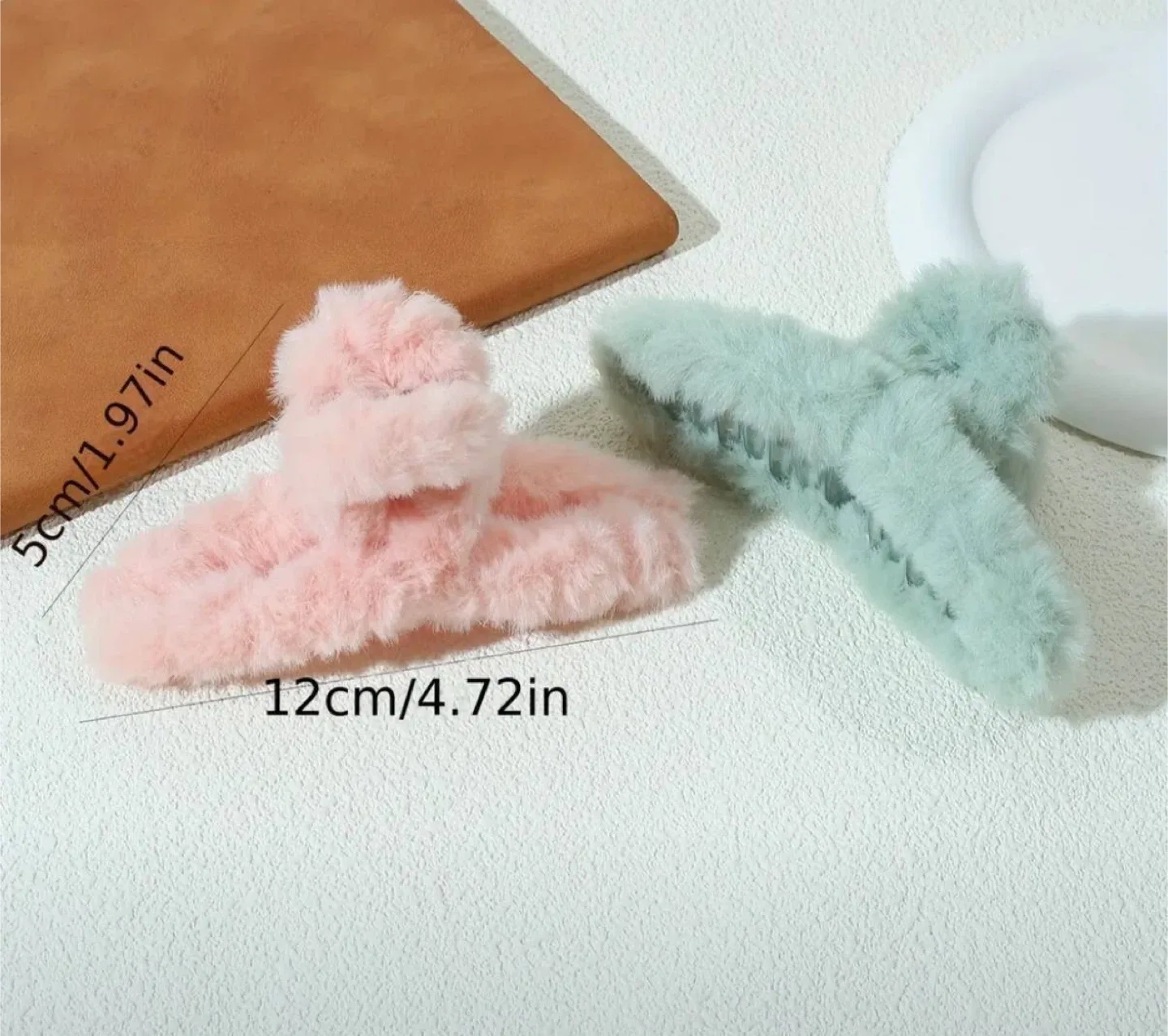 Fluffy Fur Hair Claw Clips - Set of 3 image indicator(2)