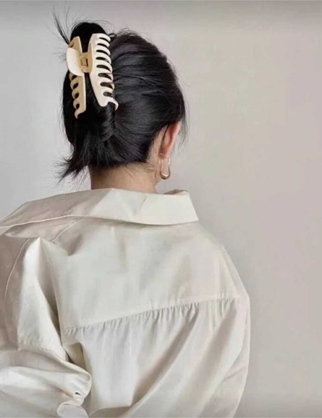 79pcs Hair Accessories Set – Scrunchies, Claw Clips & Elastics image indicator(4)