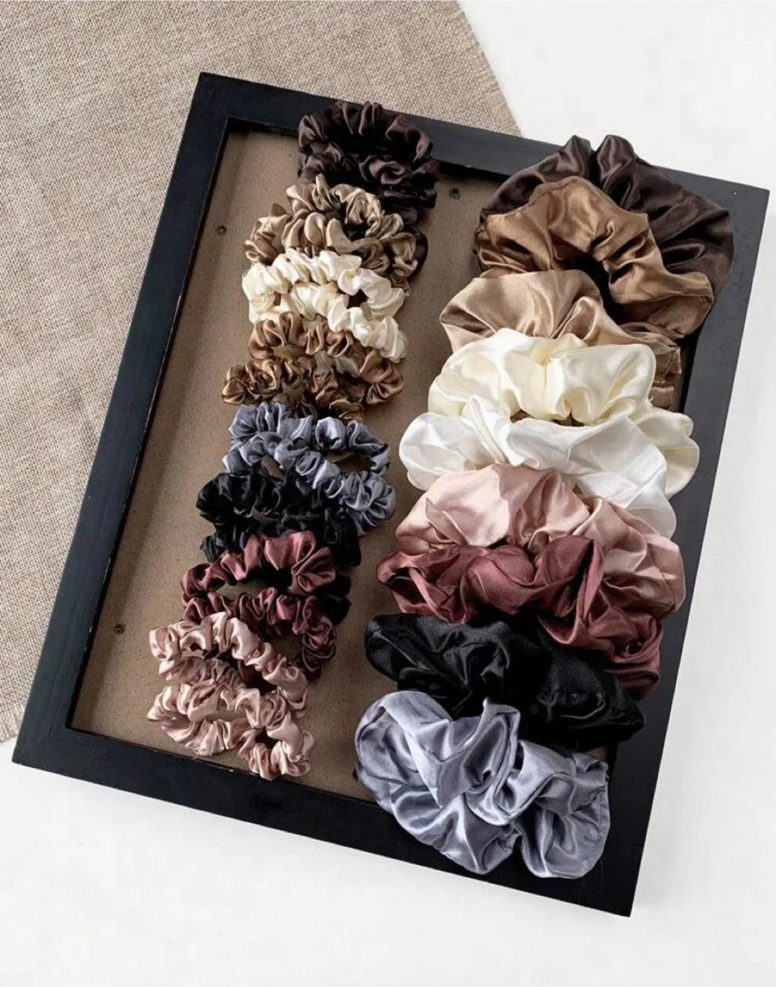 79pcs Hair Accessories Set – Scrunchies, Claw Clips & Elastics image indicator(3)