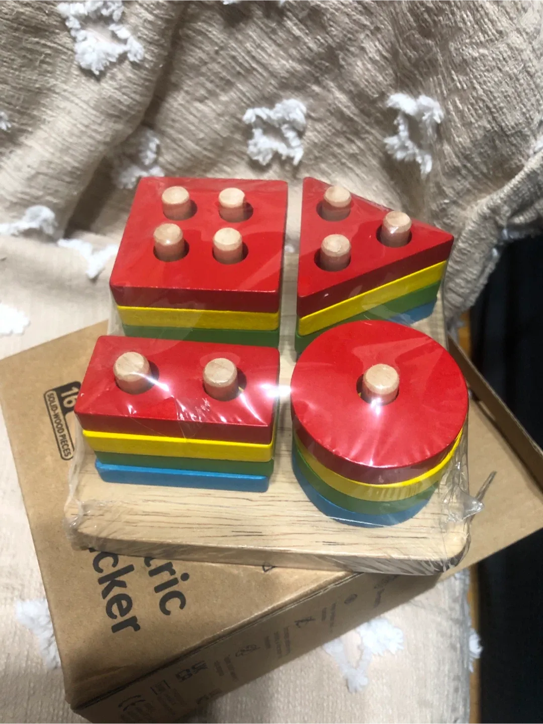 NEW -Wooden Geometric Shape Sorter Puzzle Toy image indicator(6)