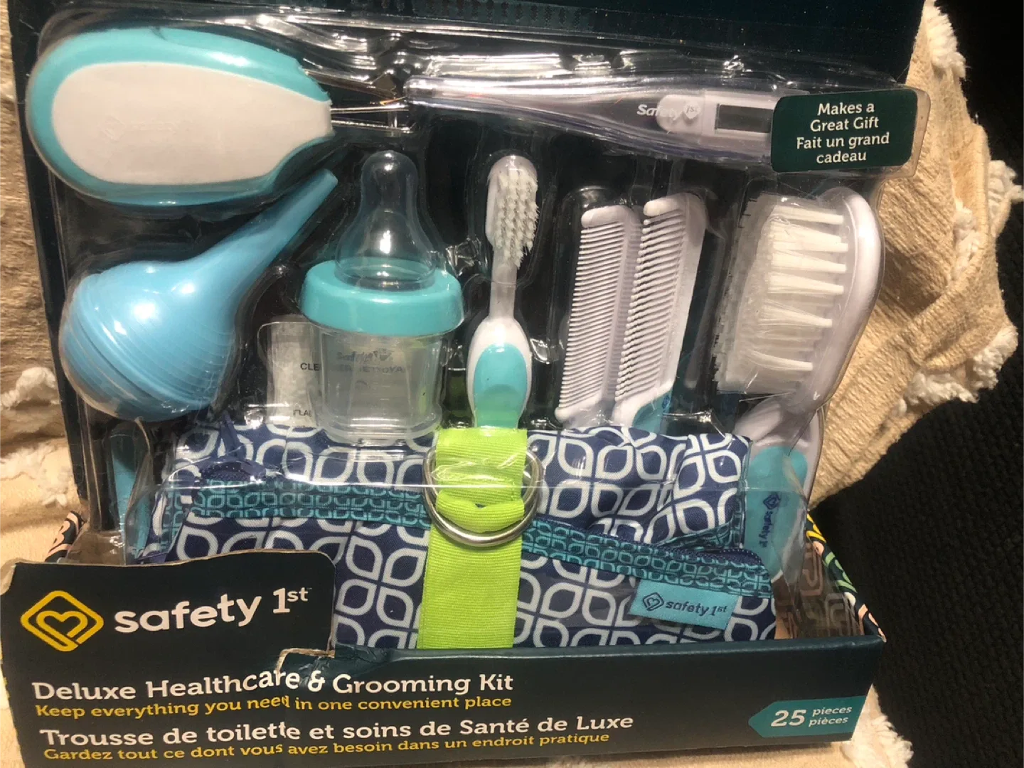 Safety 1st Deluxe Healthcare & Grooming Kit - New image indicator(2)