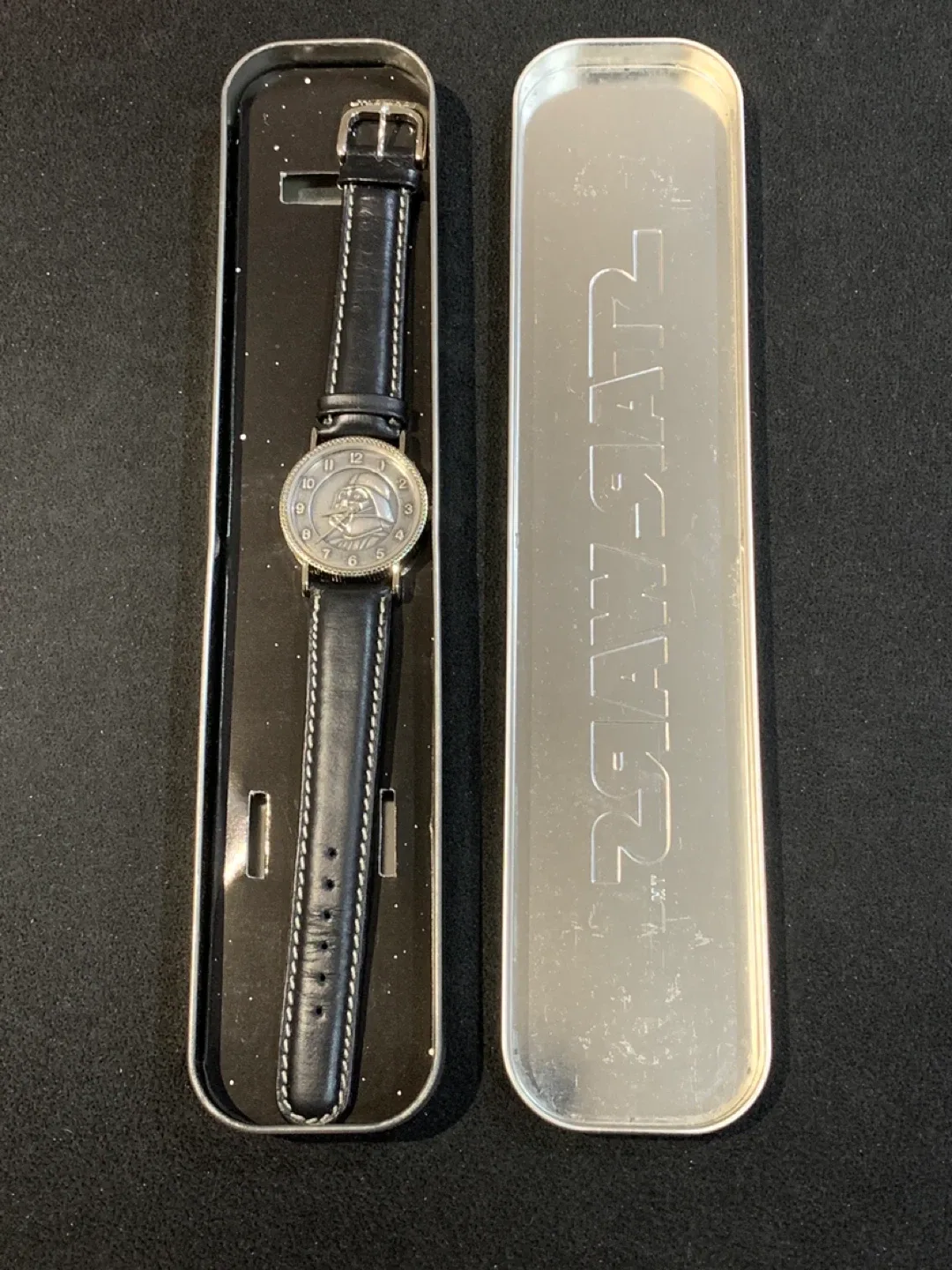 Star Wars Darth Vader Watch - 1997 Lucasfilm Ltd.