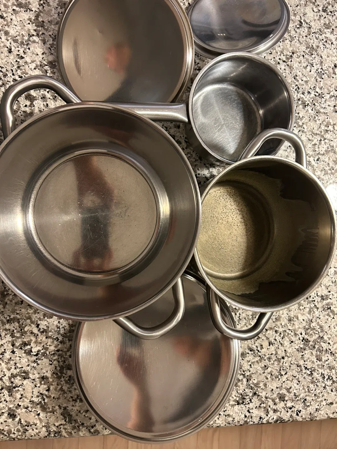 Used Stainless Steel IKEA 365+ Pot Set image indicator(2)