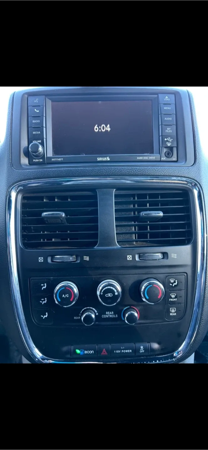 Dodge Grand Caravan - Black Minivan image indicator(6)