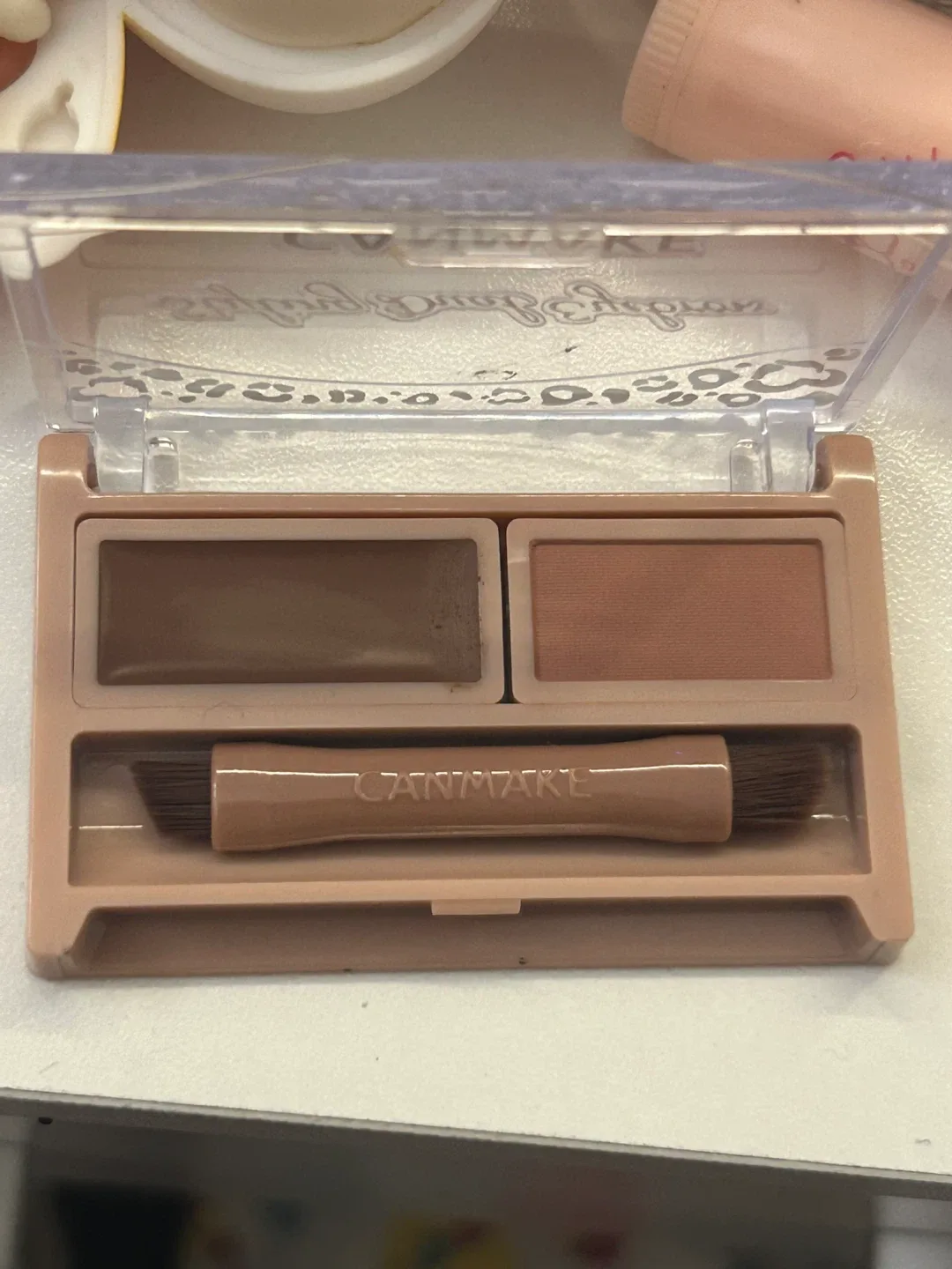 Canmake Styling Dual Eyebrow Palette image indicator(2)