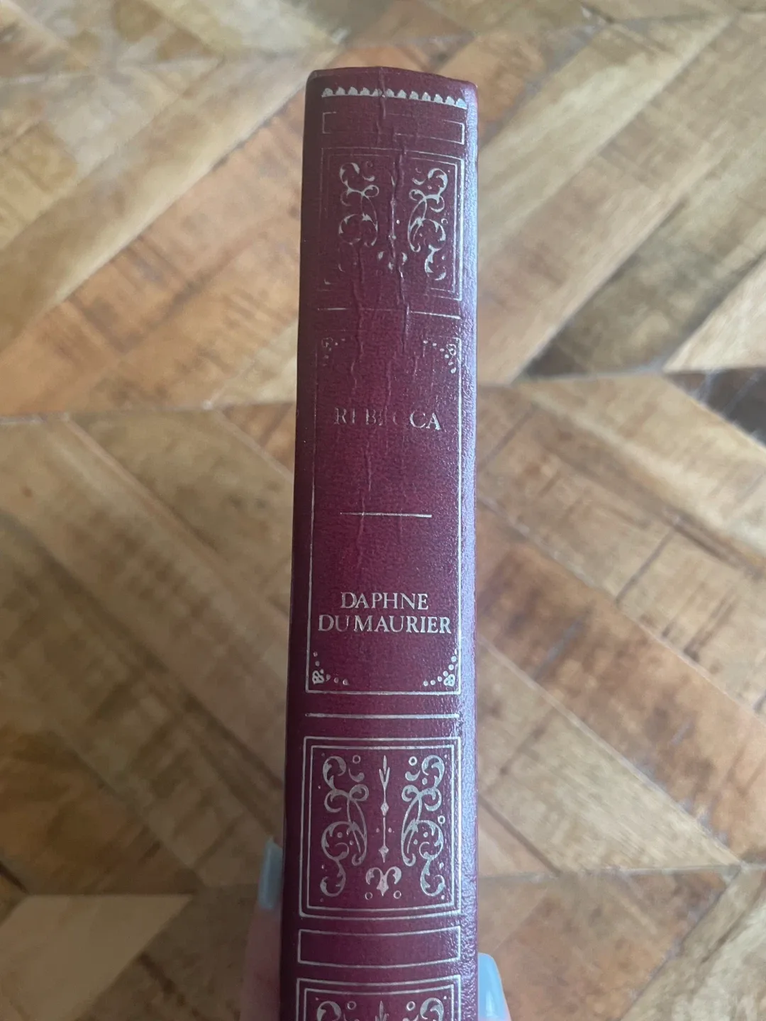 Vintage 1978 Rebecca by Daphne Du Maurier #Cleanout image indicator(3)