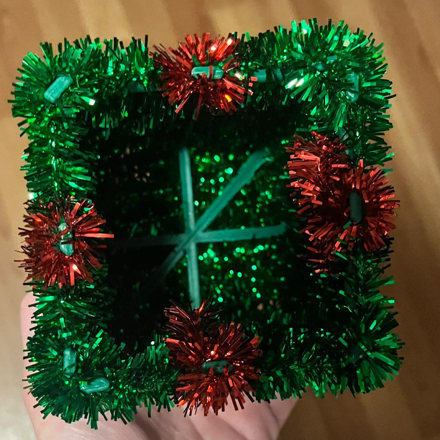 #Cleanout - Christmas Ornament & Decorative Gift Box Decor image indicator(3)