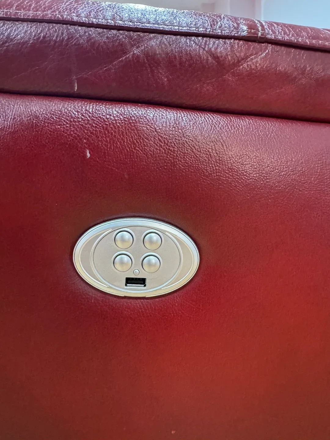 Red Leather Reclining Sofa image indicator(6)