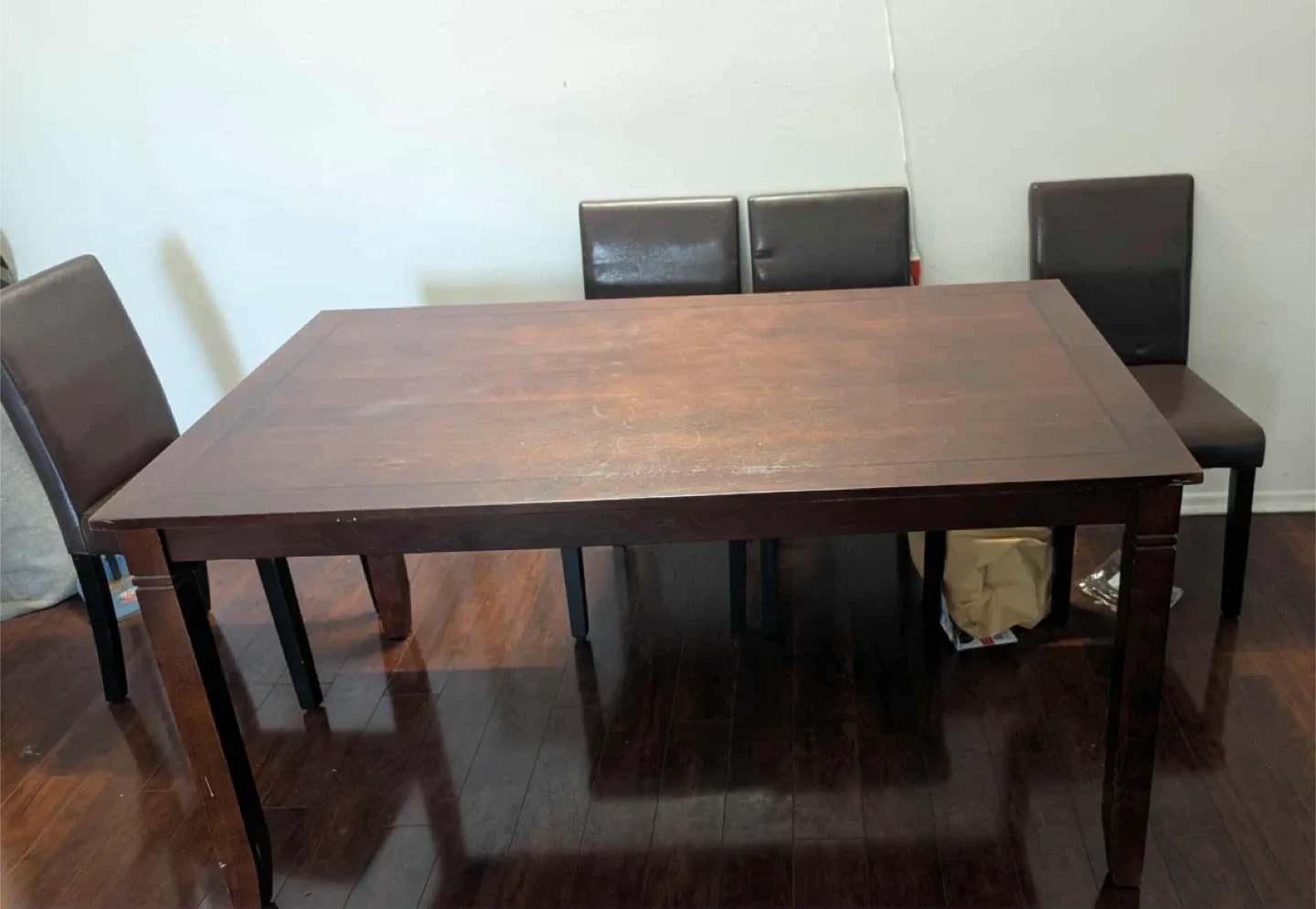 Dining Table no chairs