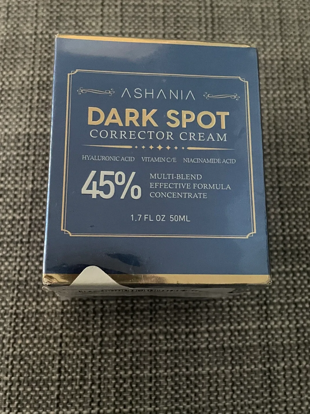 Ashania Dark Spot Corrector Cream - New