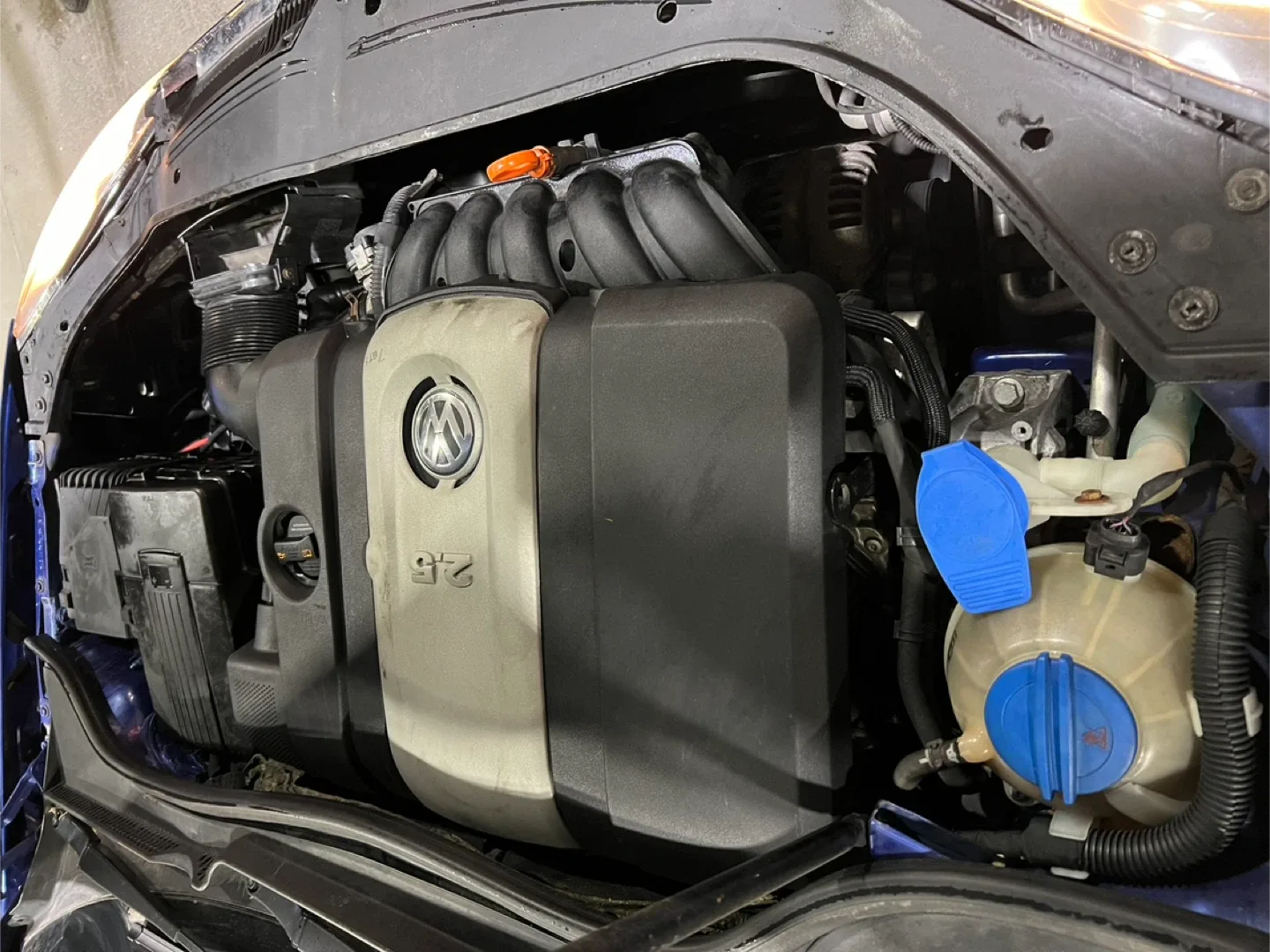 Volkswagen Jetta - Blue Sedan image indicator(8)