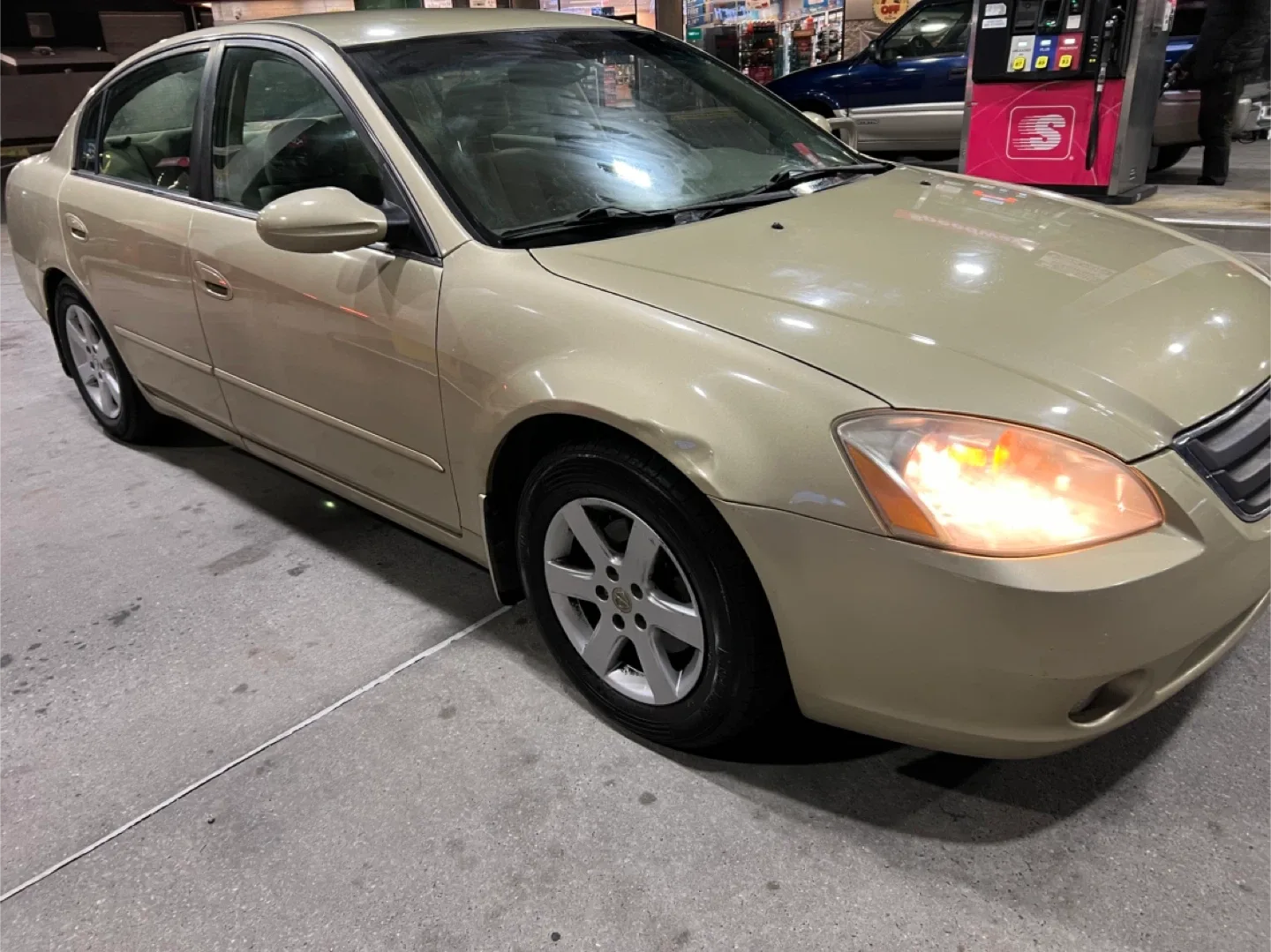 2003 Nissan Altima Low Miles 74K image indicator(4)