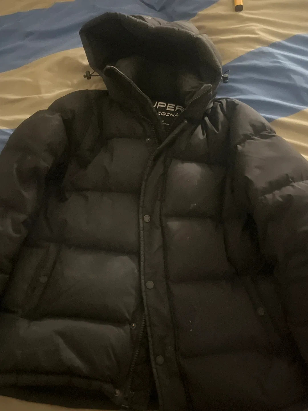 Aritzia The Super Puff Original - Size M