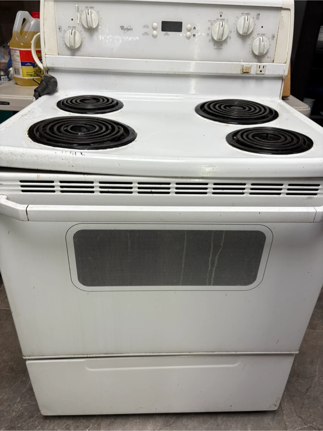 Whirlpool Electric Range Stove - photo 3