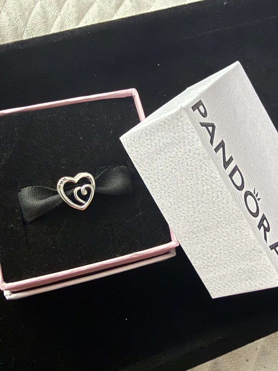 Pandora Mom Heart Charm with Box 🥕 image indicator(2)
