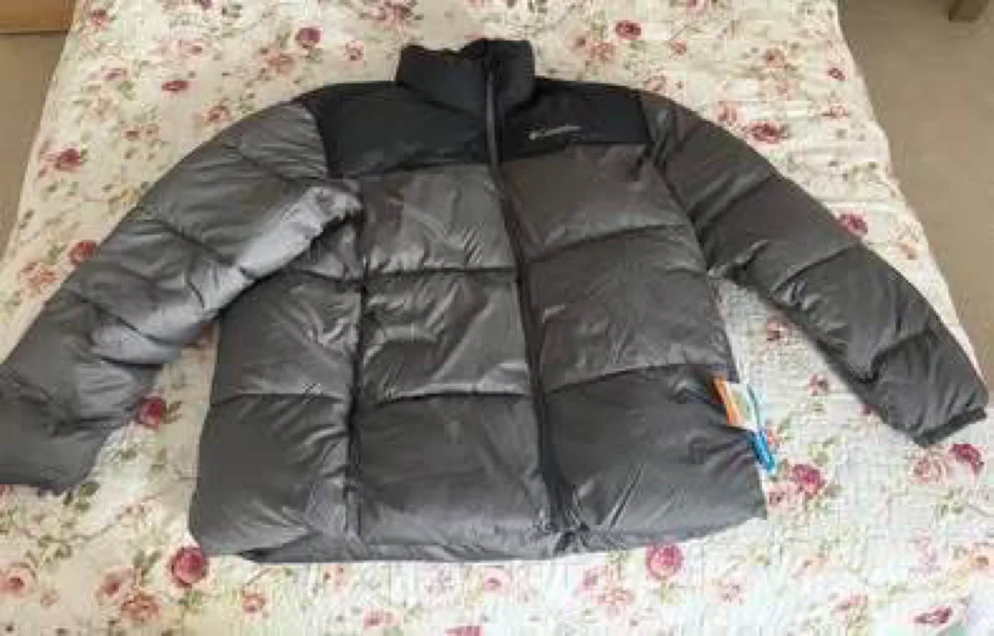 Columbia winter jacket (New) (Extra Large) (Authentic)