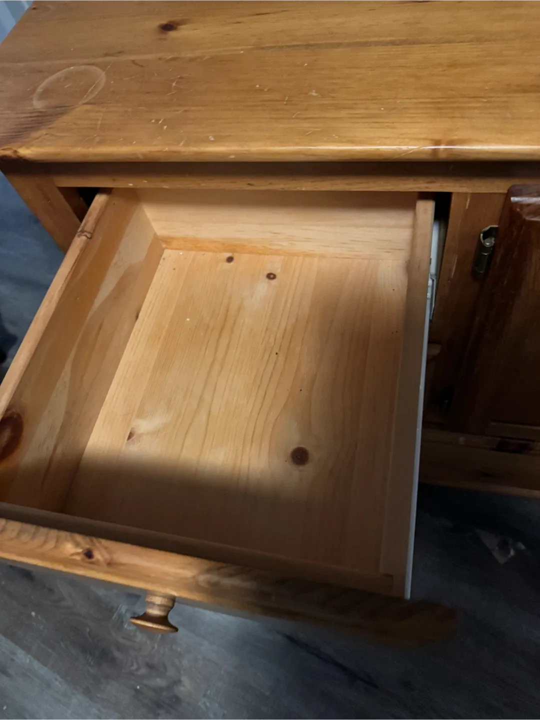 Solid wood 5 piece Bedroom Set image indicator(6)