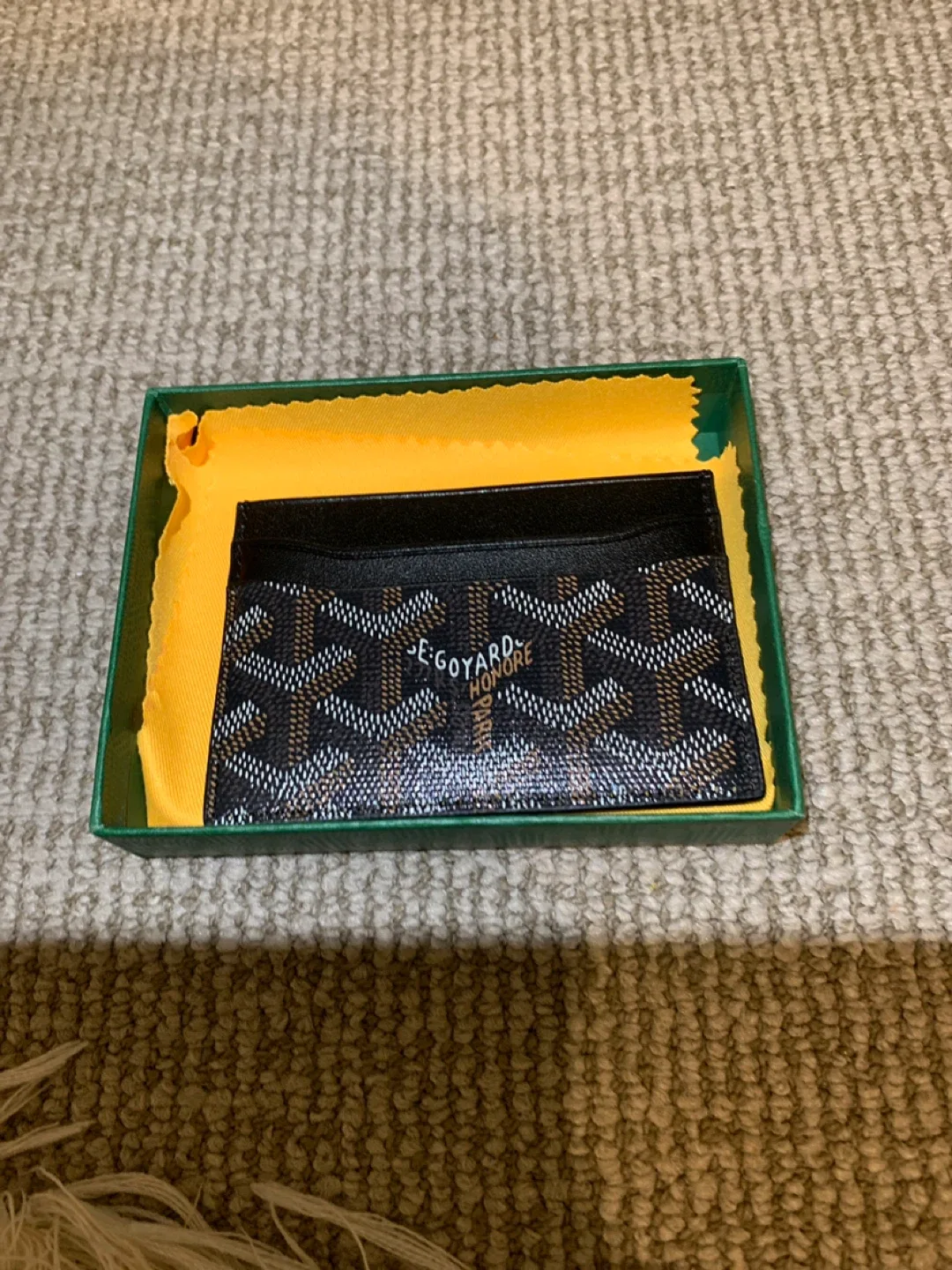 Goyard Black Card Holder - Like New! image indicator(2)