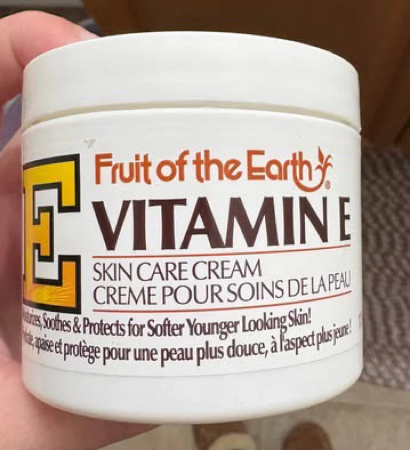 Vitamin E skin care cream (New) (Never used) (113g) (FREE)