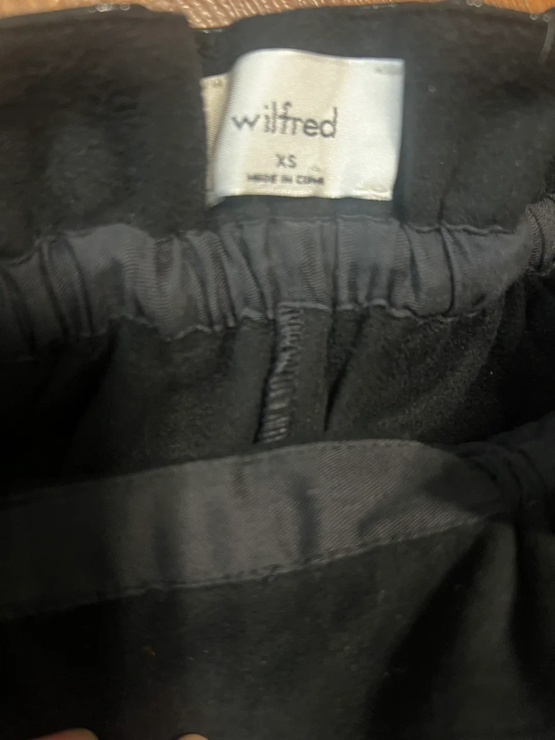 Wilfred Free Black Vegan Leather Pants - Size XS image indicator(3)