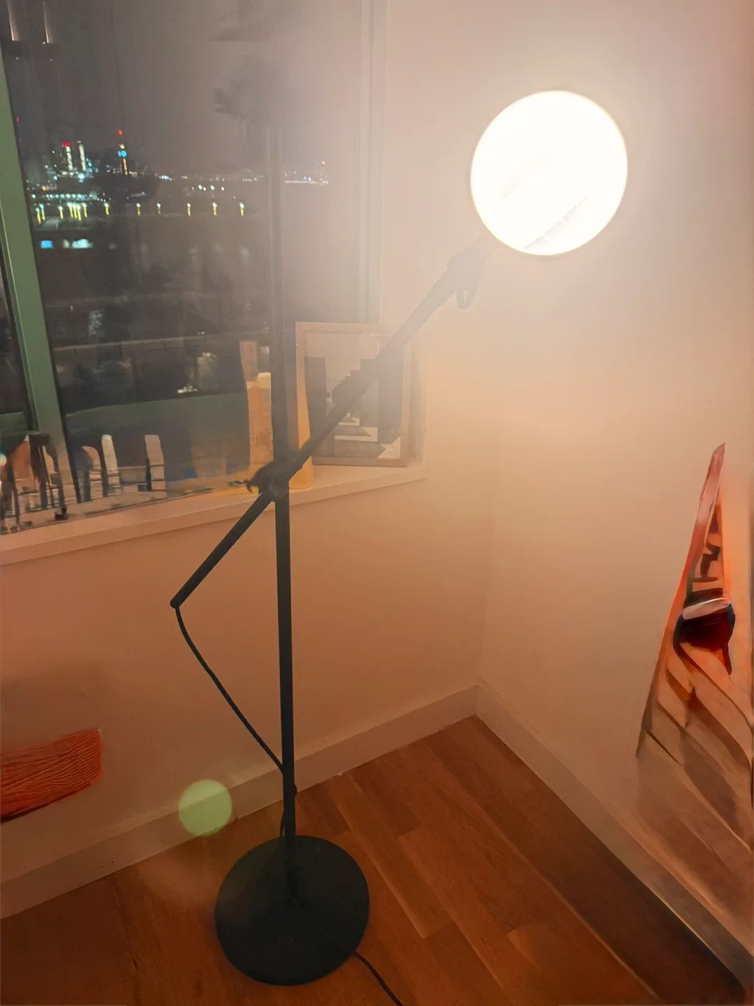 Black Floor Lamp image indicator(3)