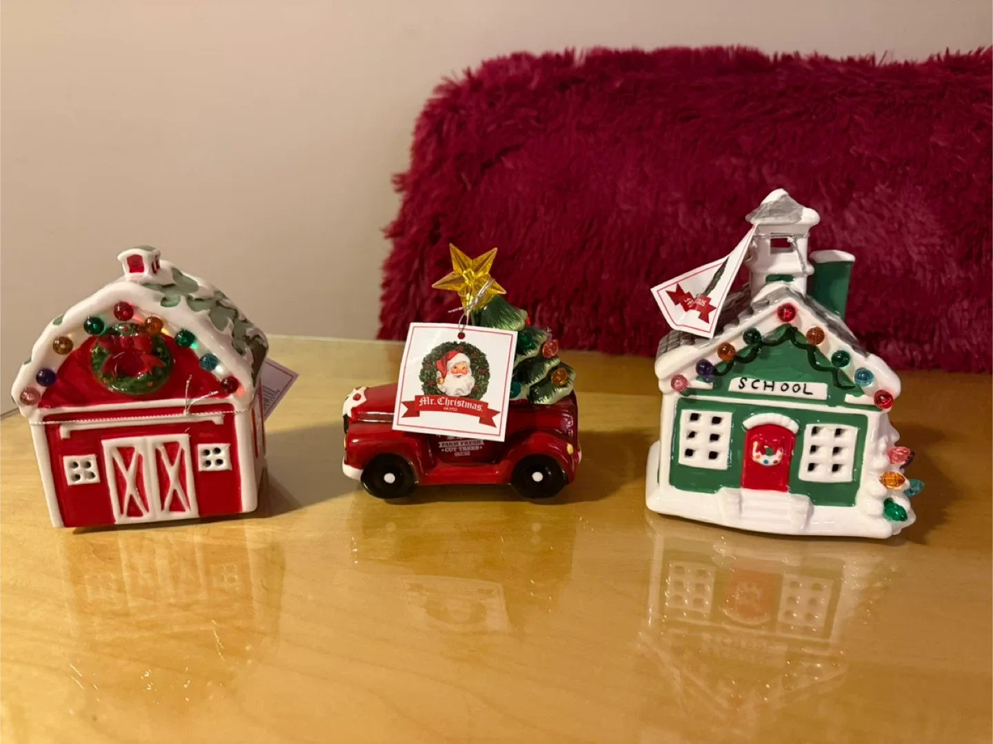 Mr. Christmas Lighted Village Set - New