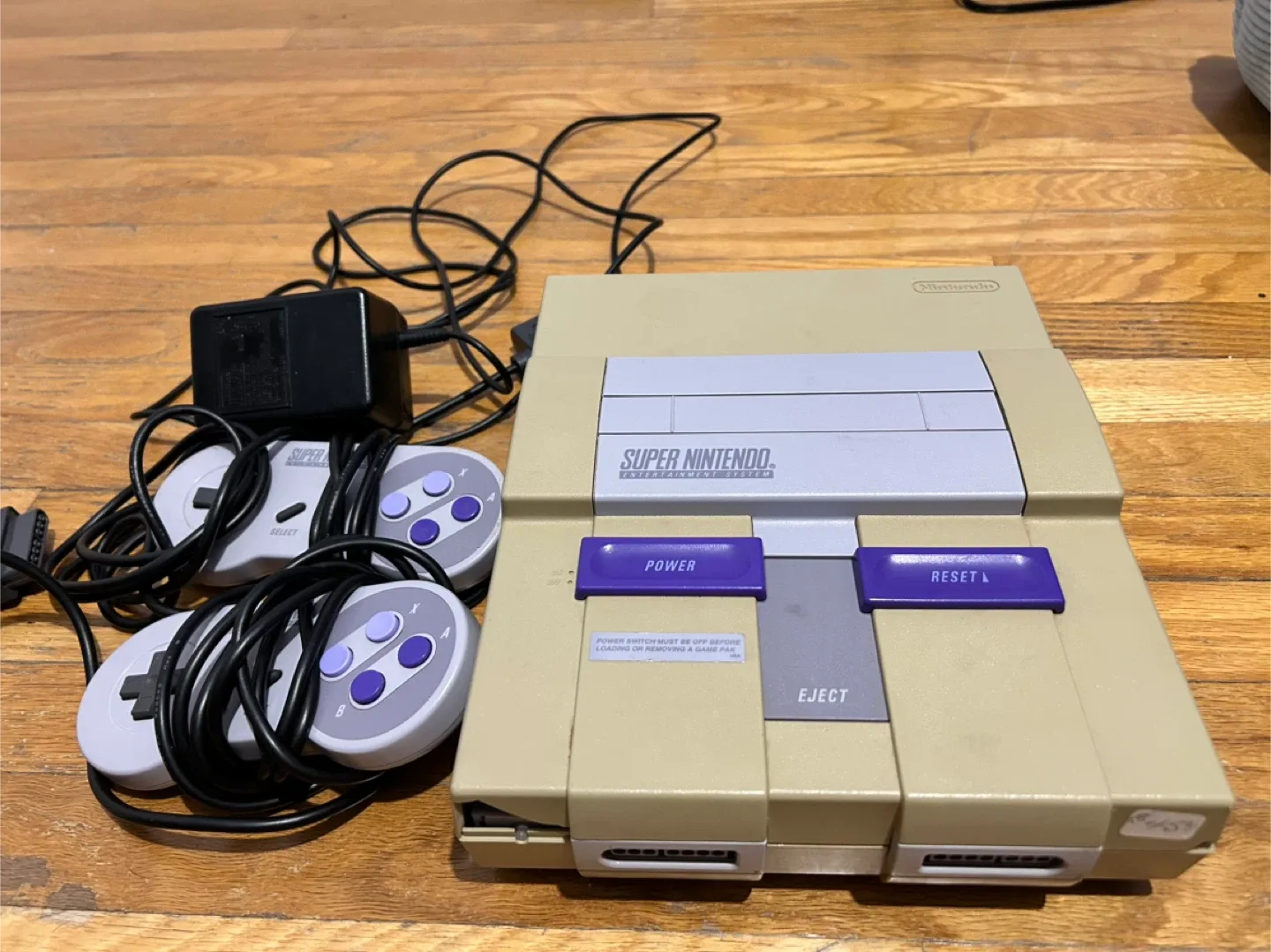 Super Nintendo Entertainment System (SNES)
