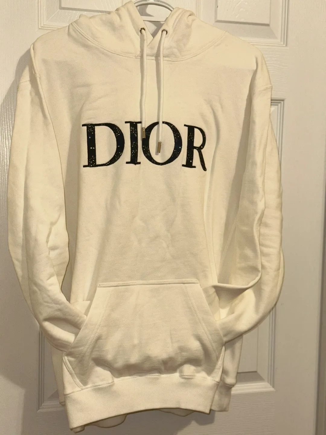 Gucci, Dior, Represent Brand New Clothes image indicator(4)