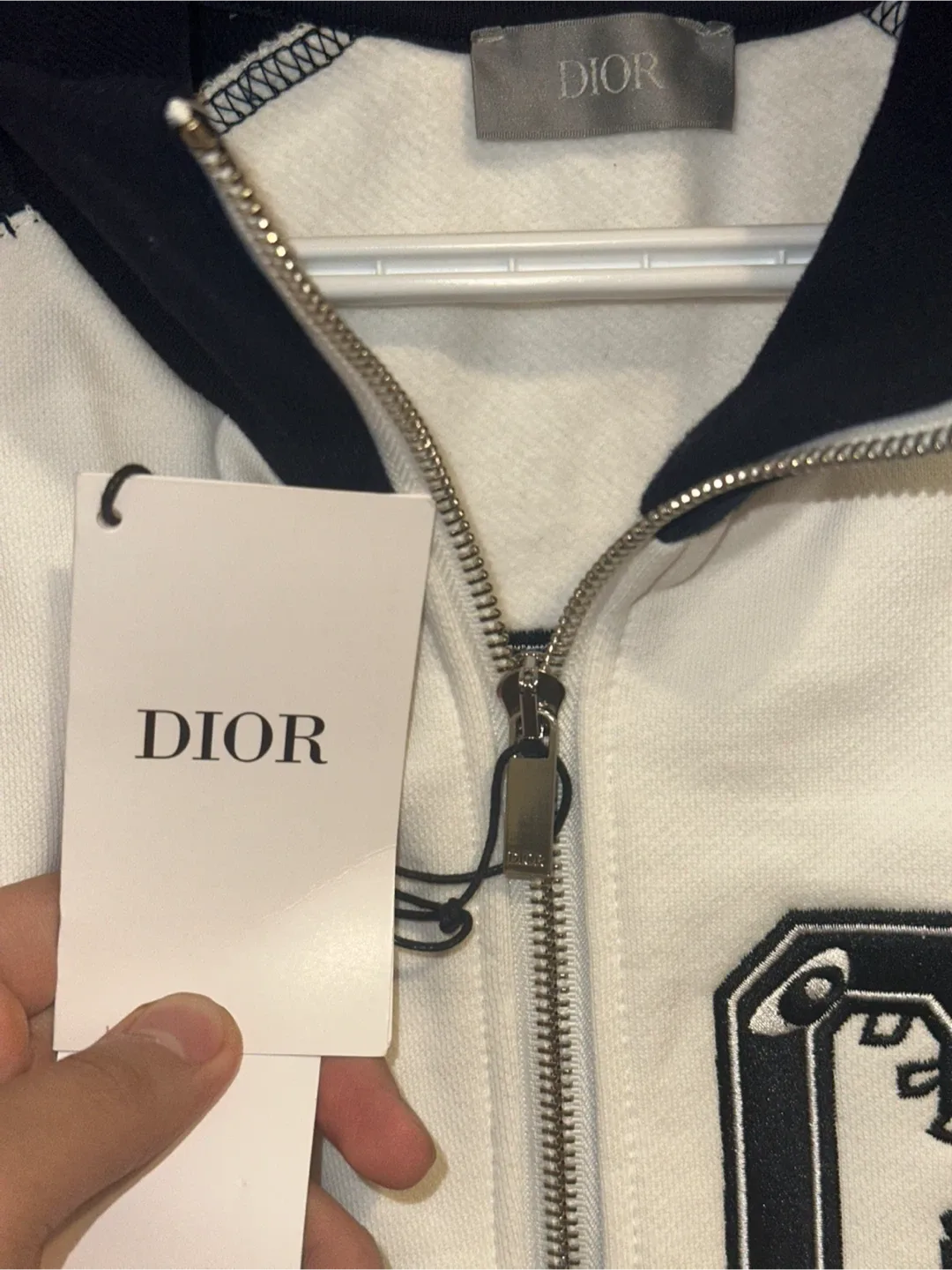 Gucci, Dior, Represent Brand New Clothes image indicator(3)
