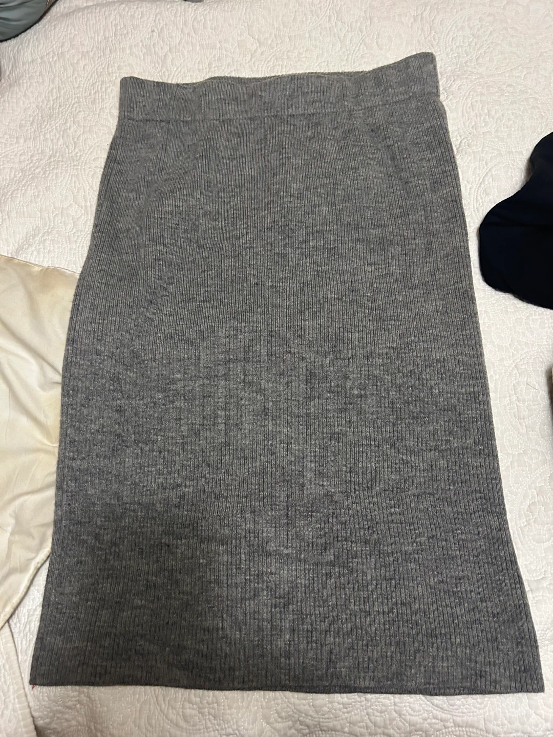 Grey Knit Skirt SIZE MEDIUM #freecycle