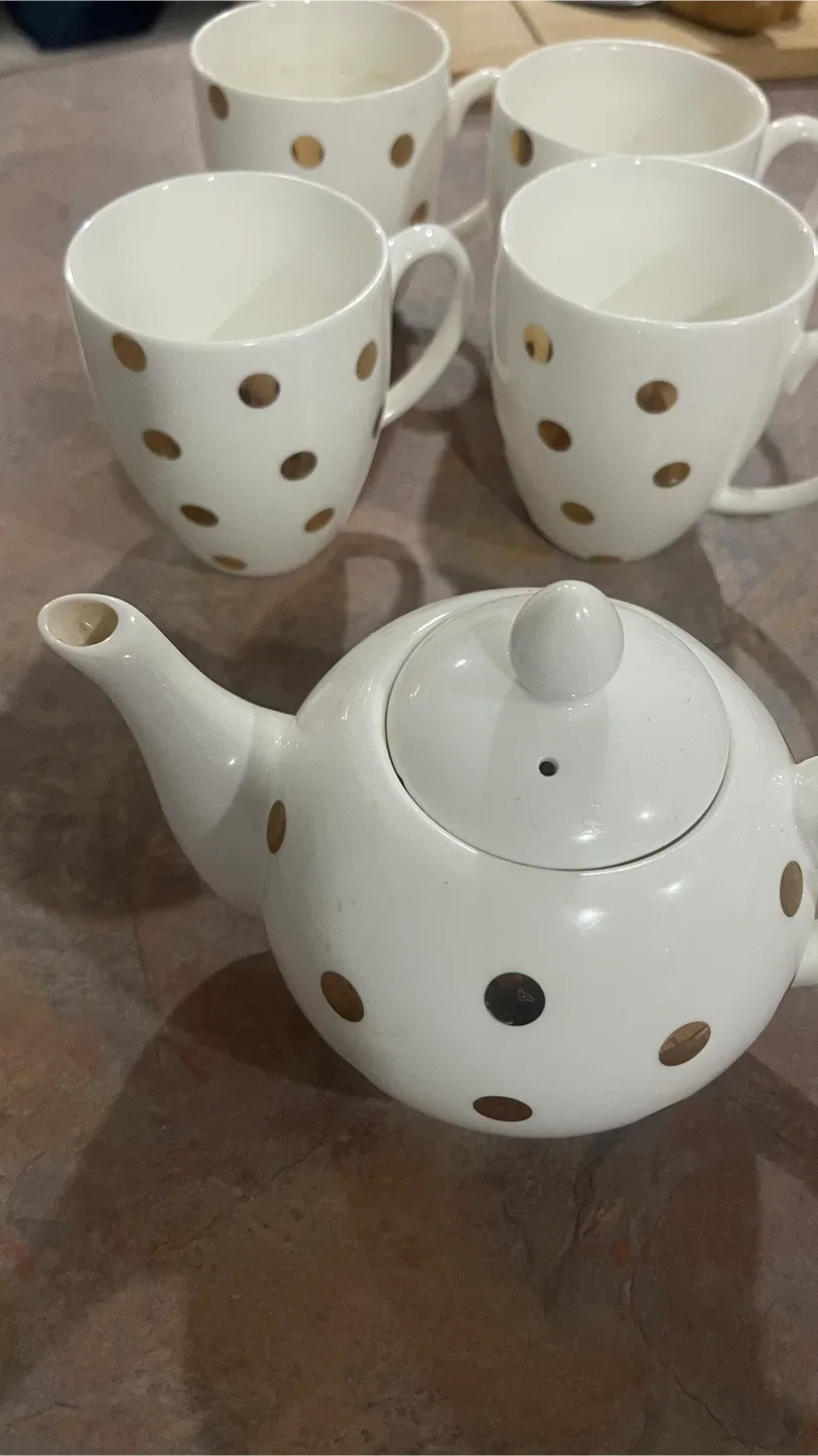 Goldie by Robert Gordon Tea Set  #Cleanout